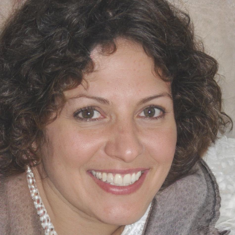 Ana Rodríguez, Experta en Análisis de Inversiones